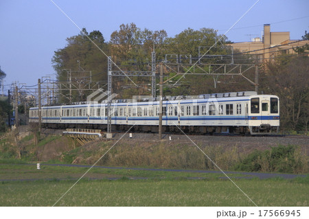［TD］東武野田線8000系（各駅停車） 17566945