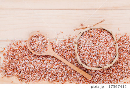 Whole grain Traditional Thai rice . 17567412