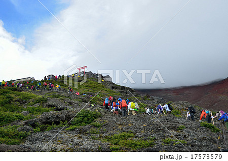 富士登山吉田ルート6~7合目 富士登山吉田ルート6~7合目 17573579
