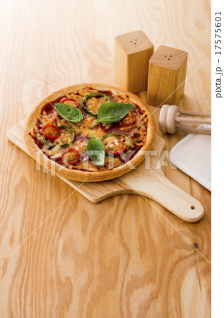 ピザ ピザ 17575601