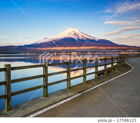 Mt.Fuji with Lake Yamanaka, Yamanashi, Japan 17586125