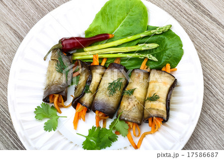 Eggplant rolls with carrot Eggplant rolls with carrot 17586687
