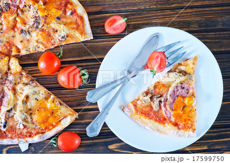 fresh pizza fresh pizza 17599750