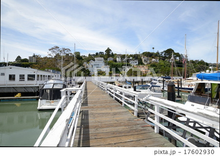 アメリカ　カリフォルニア　サウサリート 17602930