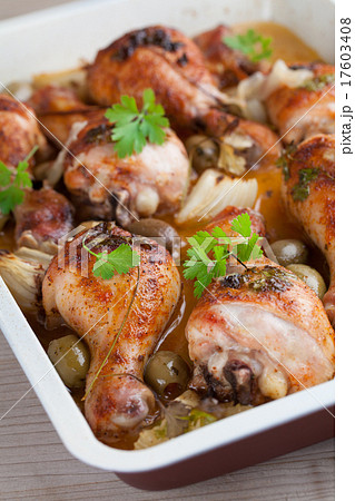 Roast chicken drumsticks with olives 17603408