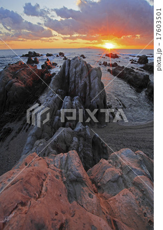 根本海岸と夕日 根本海岸と夕日 17603501