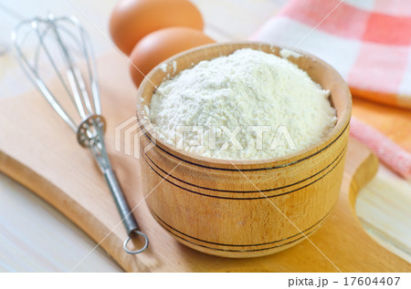 flour 17604407