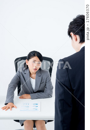 女性管理職 女性管理職 17606370