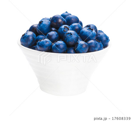 Fresh blueberries in a bowl 17608339