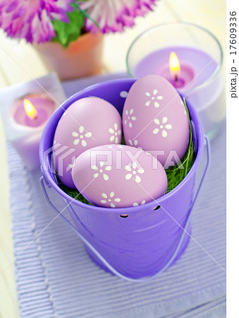 easter eggs easter eggs 17609336