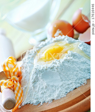 flour and raw eggs 17616446