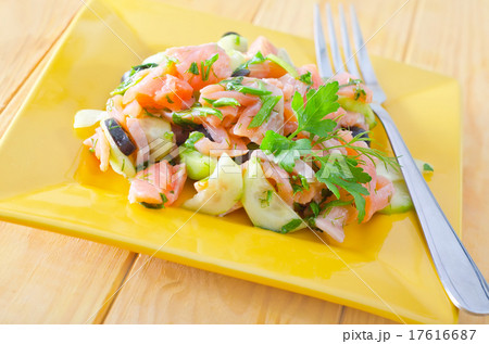 salad with salmon 17616687