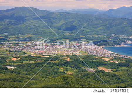 塩谷丸山から見る余市町市街地の全景 17617635