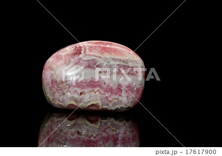 Rhodochrosite 17617900