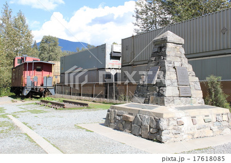 カナダ・大陸横断鉄道の最後の開通地、ラストスパイク　 17618085