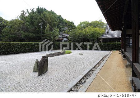 四国霊場第86番札所「志度寺」無染庭と書院 四国霊場第86番札所「志度寺」無染庭と書院 17618747