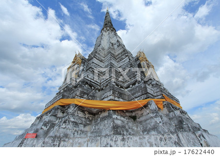 タイ　アユタヤ遺跡　ワット・プーカオトーン 17622440