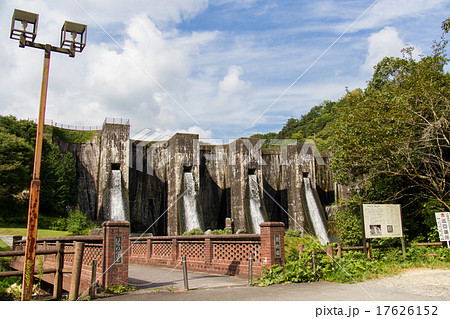 香川県観音寺市　豊稔池　遊水公園 17626152