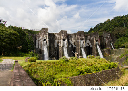 香川県観音寺市　豊稔池　遊水公園 17626153