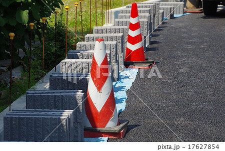 ブロック塀の工事　　ブロック塀を作る 17627854