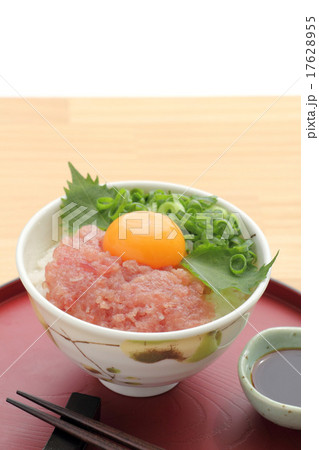 マグロのたたき丼 マグロのたたき丼 17628955