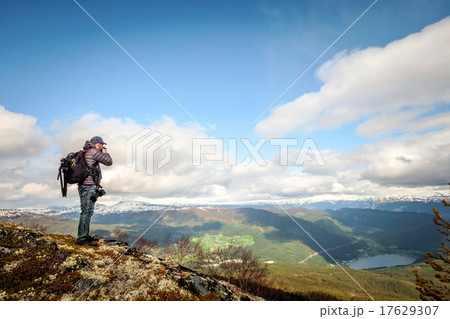 Nature photographer 17629307