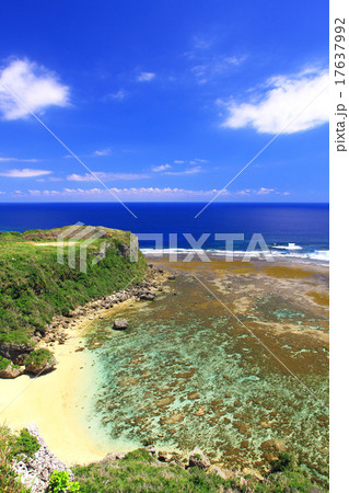 9月沖縄 宮城島の果報バンタ 17637992