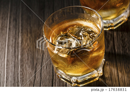 ウイスキー 17638831