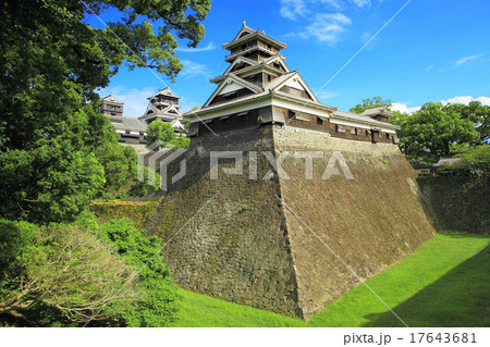 8月熊本 熊本城・宇土櫓と大天守閣 8月熊本 熊本城・宇土櫓と大天守閣 17643681