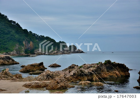 日本の海岸美・笹川流れ(屏風岩3) 日本の海岸美・笹川流れ(屏風岩3) 17647003