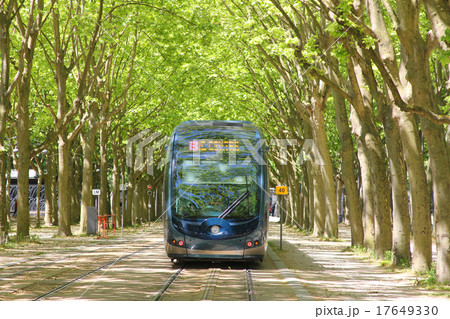 カンコンス広場とトラム ボルドー フランス カンコンス広場とトラム ボルドー フランス 17649330