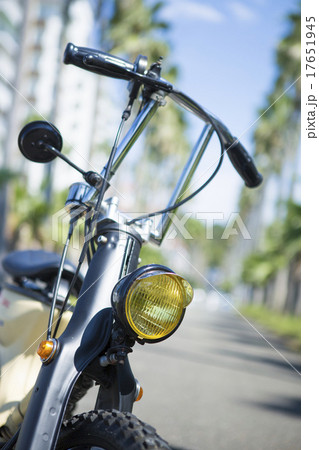 青空とオートバイ 青空とオートバイ 17651945