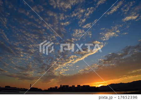 夕焼け 17652396