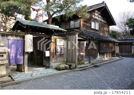 金沢　長町武家屋敷通り 17654211