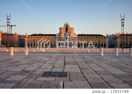 Praca do Comercio at Sunrise in Lisbon Praca do Comercio at Sunrise in Lisbon 17655799