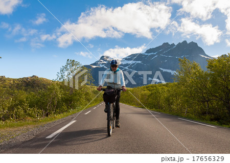 Mountain bike cyclist, Norway 17656329
