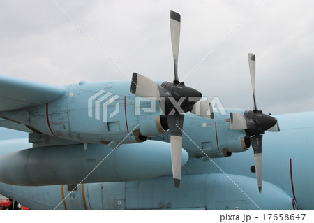 C-130 17658647