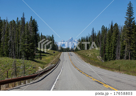 Road Along Teton National Park 17658803