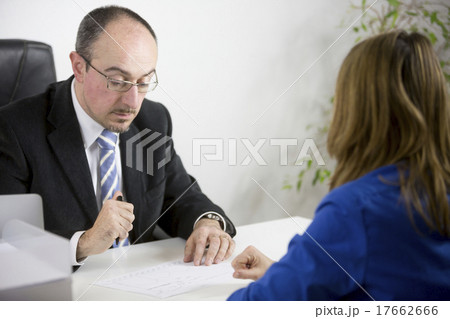 Investment consultant 17662666