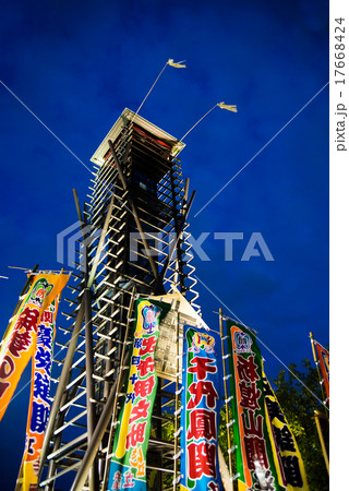 夜の太鼓櫓 17668424