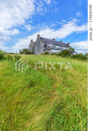アイルランド アラン島の風景  Scene of the Irish Alan Island アイルランド アラン島の風景  Scene of the Irish Alan Island 17668496