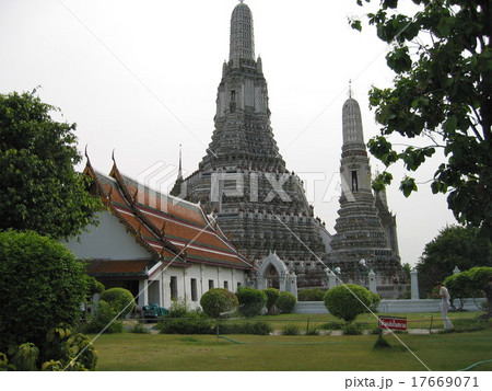 エメラルド寺院 17669071