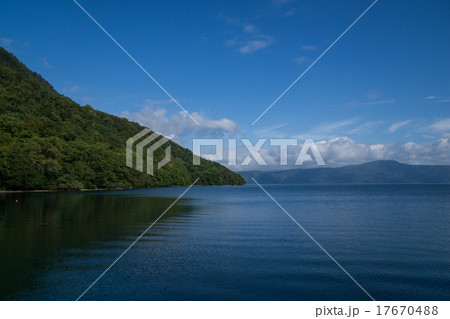 十和田湖の眺望　 17670488