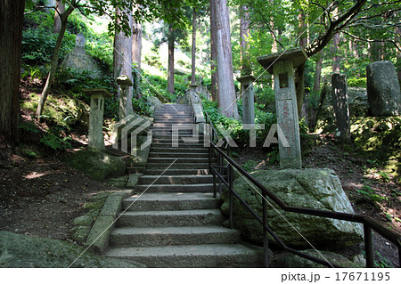 山寺 山寺 17671195