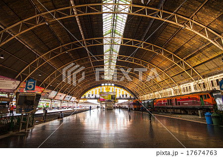 旅、アジア、タイ、バンコク・クルンテープ駅 17674763