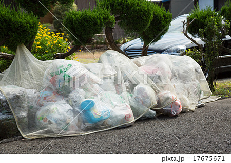 ごみ捨て場 ごみ捨て場 17675671