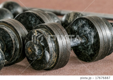 dumbbells 17676887