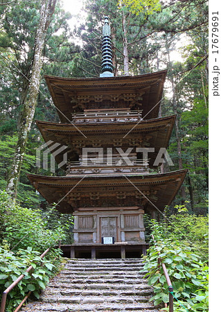 光前寺　三重塔 17679691