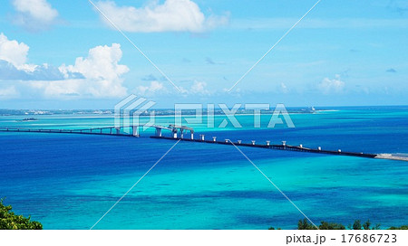 建設中の伊良部大橋 建設中の伊良部大橋 17686723