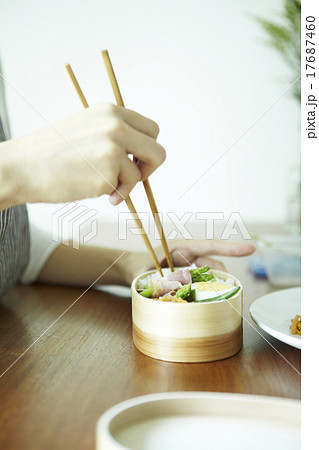 お弁当の準備 17687460